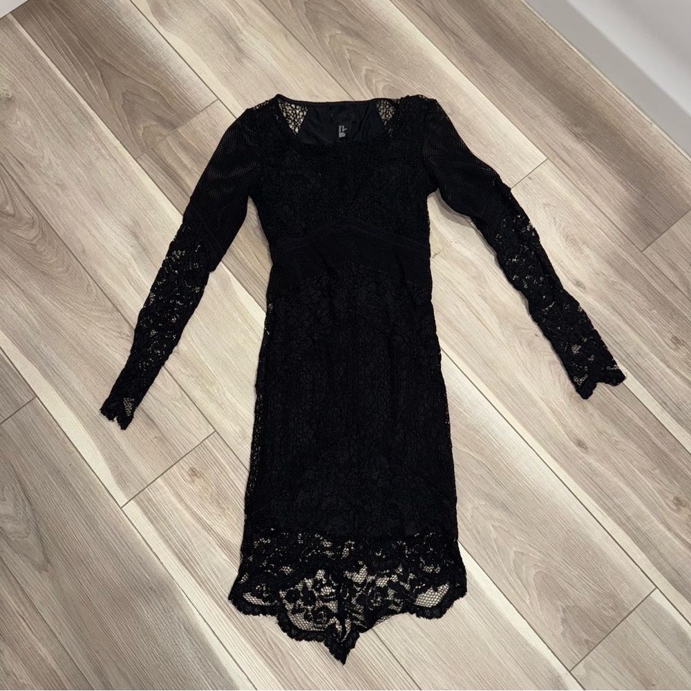 H&M Black Long Sleeve Lace Dress